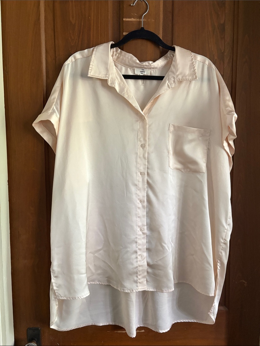 entro Blush Satin Short-Sleeve Button Shirt